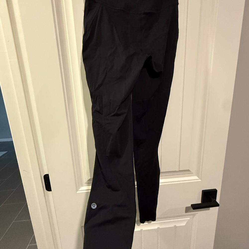 Lululemon Base Pace 28" High-Rise Leggings - Black Size 4 - Picture 3 of 5